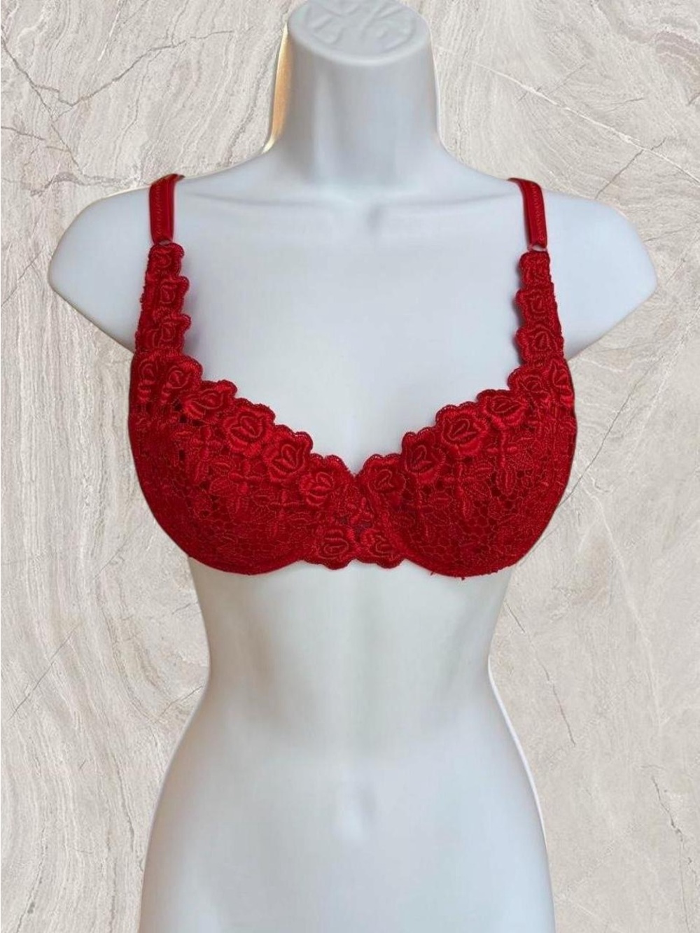 Victoria's Secret Red Lace Underwire Bra